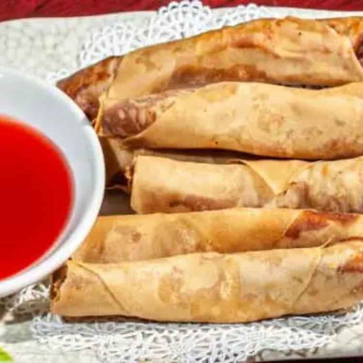 Lumpiang Shanghai  (6pcs).